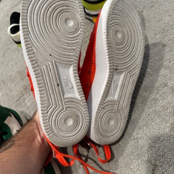 SIZE 11.5 shoe LOT. nike, Adidas, converse, Jordan etc. ALL SHOES WORN 0-3 times main image 7